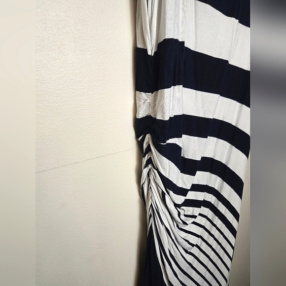 Women's Soft Surroundings Vela Infinity Sleeveless Maxi Dress, Size Medium - Picture 3 of 4